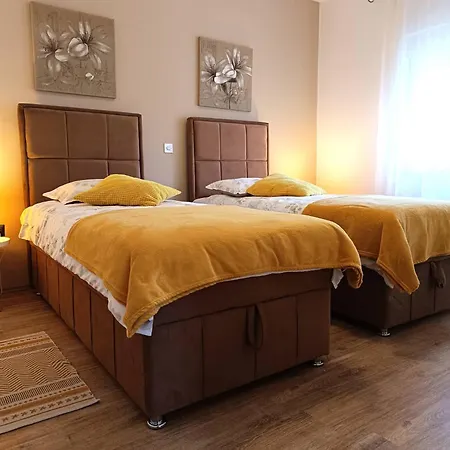 My Dalmatia - Barba With Private Heated Pool Skabrnje