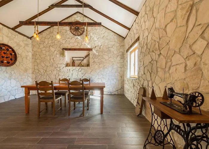 Vikendica My Dalmatia - Barba With Private Heated Pool Skabrnje